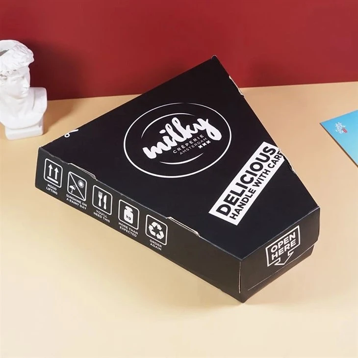 Txiav Pizza Box nrog Sau Logo